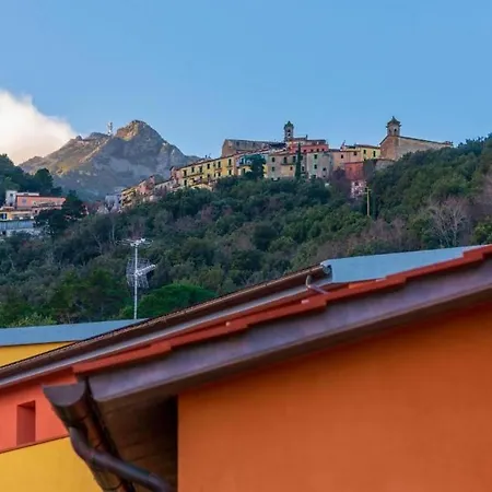 Casa Laura 8 *