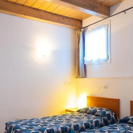 Casa Laura 8 *